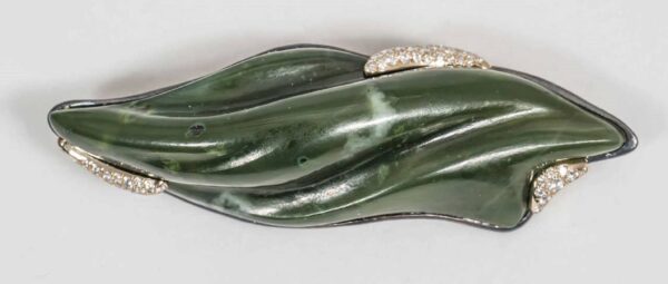 Hand-Carved Nephrite Jade Diamond Gold Brooch Front